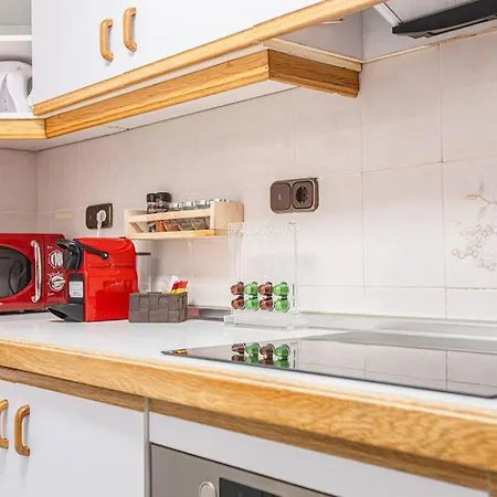 Apartamento Holidays. Europa 8 Personas. 3 Dormitorios. C7